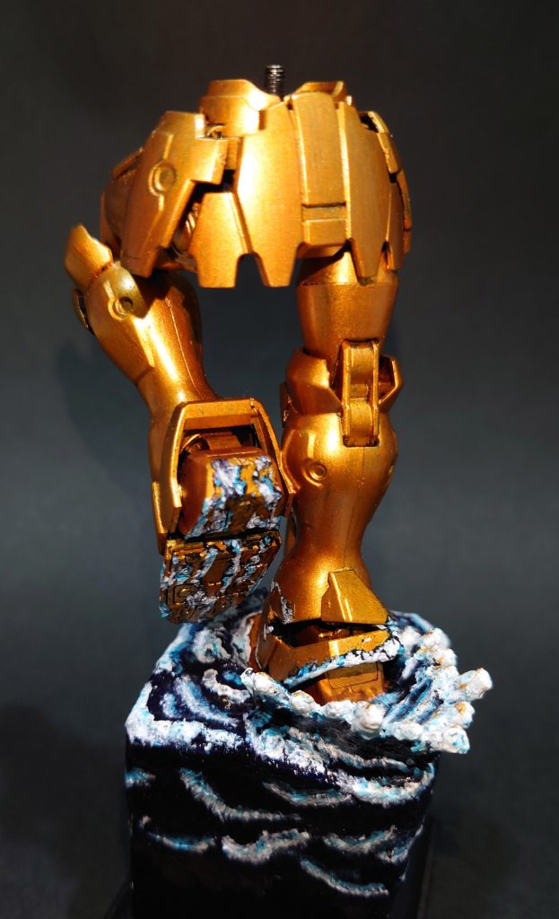 マスターガンダム！下半分がカタチになりました〜♪