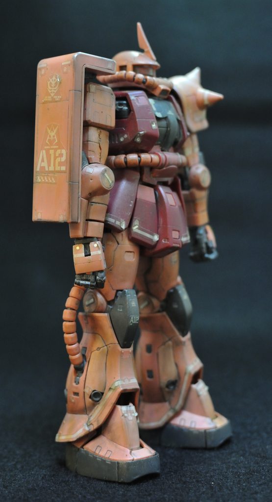 RG シャア専用ザクⅡ ほぼ成形色+ウェザリング加工–3枚目/制作者:蝉丸