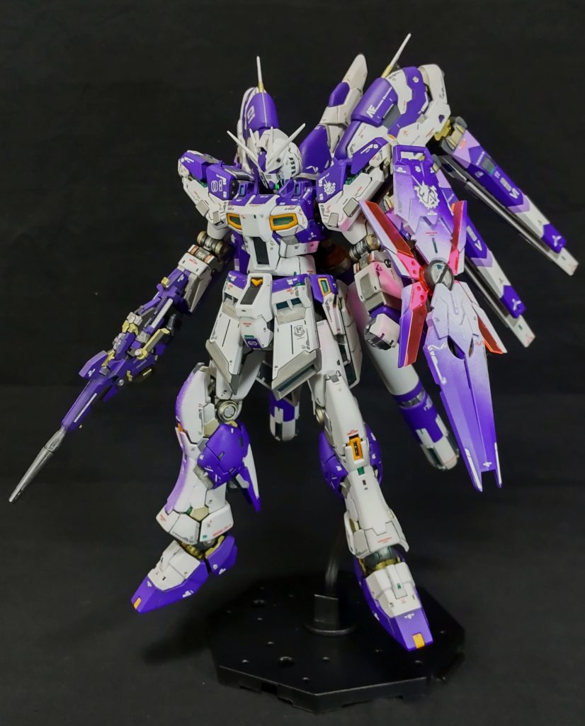 武装装備。今回も武装はユニコーンのモノにしました。寄せ集めなんで武装が無いのと、ユニコーンのモノは、もともと持ってたんで😁。