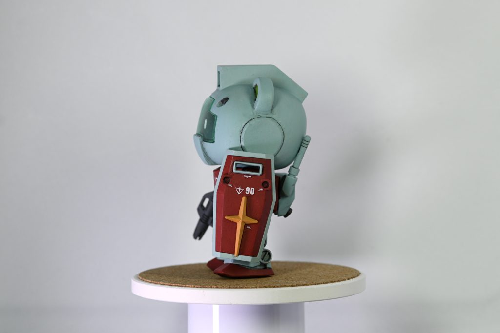 シールドもHGUCジムのものをサイズダウンしました。