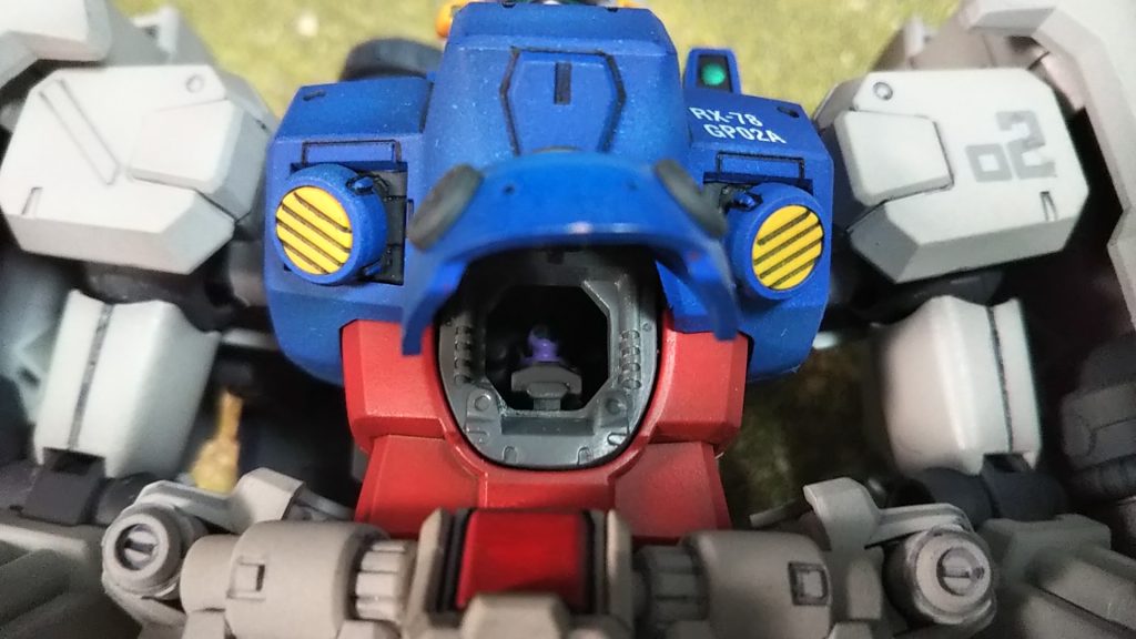 このキットにはパイロットアナベルガトー少佐がついています💦