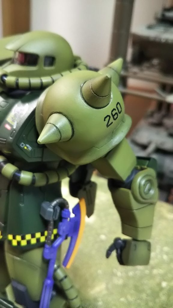 スパイクアーマーはスパイクを密着させて根本をゴリゴリスジ掘り(当時の定番加工💦)