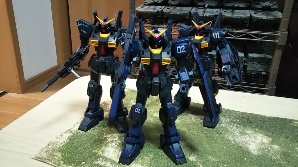 ガンダムMK-Ⅱ、3機確認💦あと2機再塗装しなければ💦💦いずれ光堕ち?したエゥーゴ版も再塗装する予定です💦