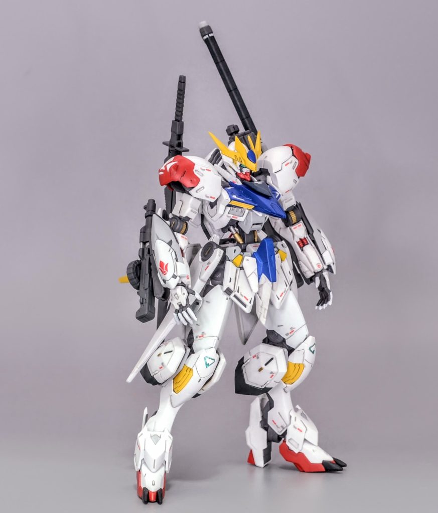 頭部はルプスベースにレクスのブレードアンテナを移植しましたルプスのスタイルにレクスの獰猛さを兼ね備えたイメージにしました