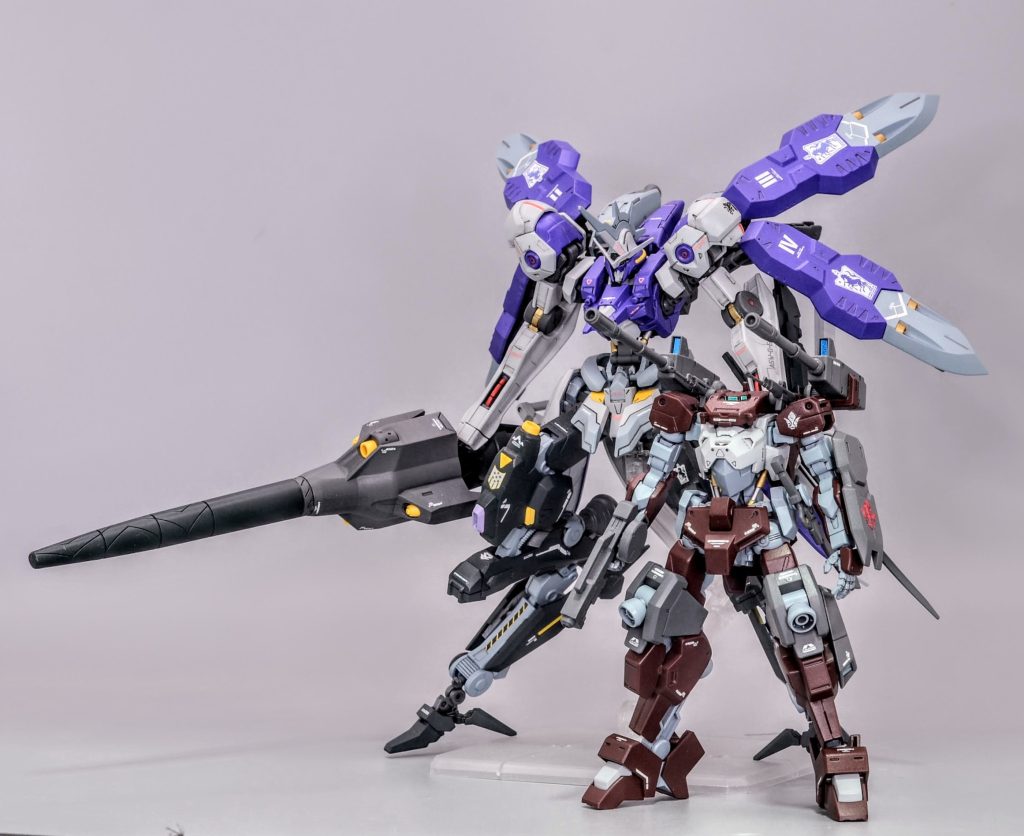 現在製作中の獅電です標準的な大きさの獅電と比べると化け物です