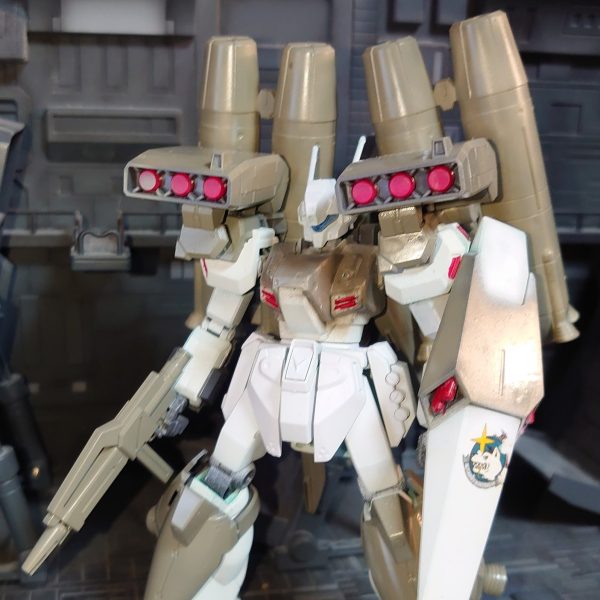 プロトスタークジェガン(ホワイトディンゴ小隊)ファング1