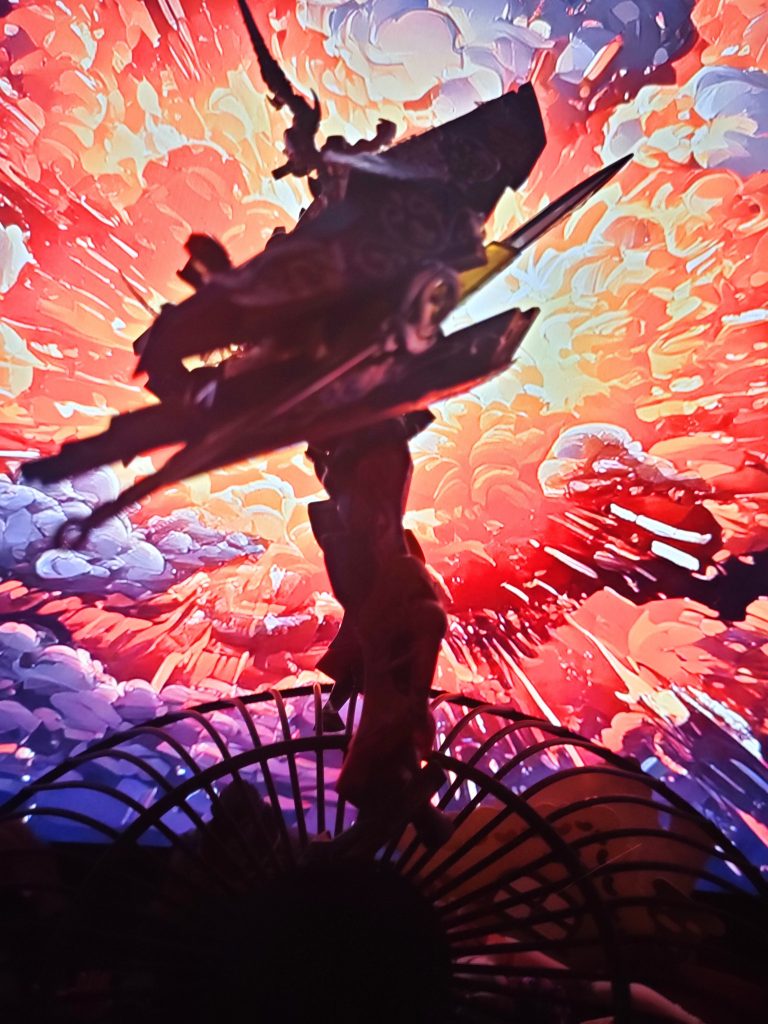 ガシンｯ！！マチュ「ここで止めないと、 」「 街のひと、みんな死んじゃうじゃん」ハロ『マチュ、このエネルギー体は、ジークアクスが覚醒しても、受けきれない、、』マチュ「、、だから、、なに？ 」ハロ『僕は、君を死なす訳にはいかないんだ、、』マチュ　「 目の前の人を助ける、当たり前ノコト、ここで逃げたら、あのナルキモと同じじゃない？」「ハロ、さっきからオカシイよ 」　　　　「 気づいてたけど、、」ハロ『、、僕は、、』「 アンタ、ジークアクスの操作手伝ってたでしょ？」ハロ『君は、、、』ドギャーーーン！！！！マチュ「 来るよ！！ハロ！！！」ハロ『さよなら、マチュ、、、』