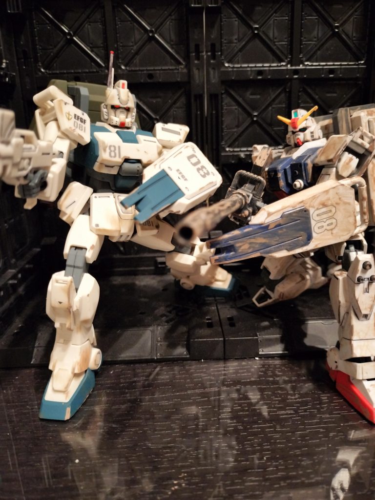 地上戦を意識して泥汚れをイメージしていますが、難しい…