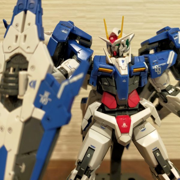 水転写デカール貼り頑張ったダブルオーザンライザー