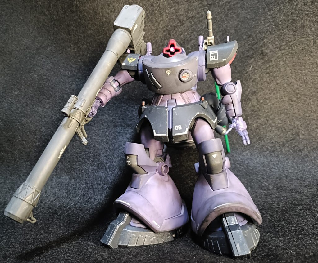 正面。なかなかの重厚感だと思います。素組で汚しただけです。