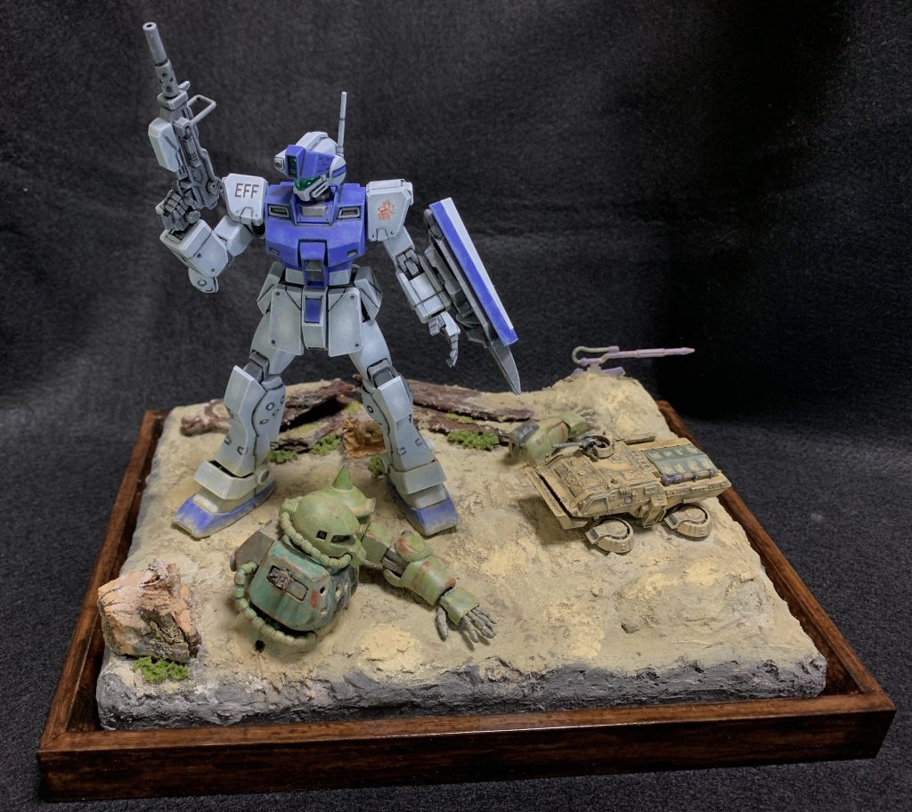 コロニーの落ちた地で…–3枚目/制作者：ベーヤン