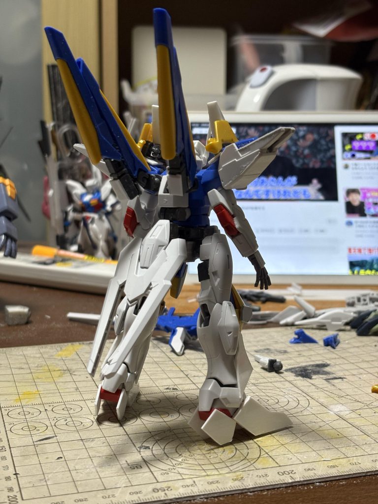 リアビュー。ミノドラのY字形状が上手く再現できて個人的にかなり満足。