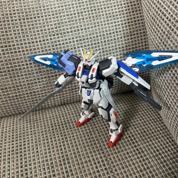 ガンダムストライクΩ        パック３