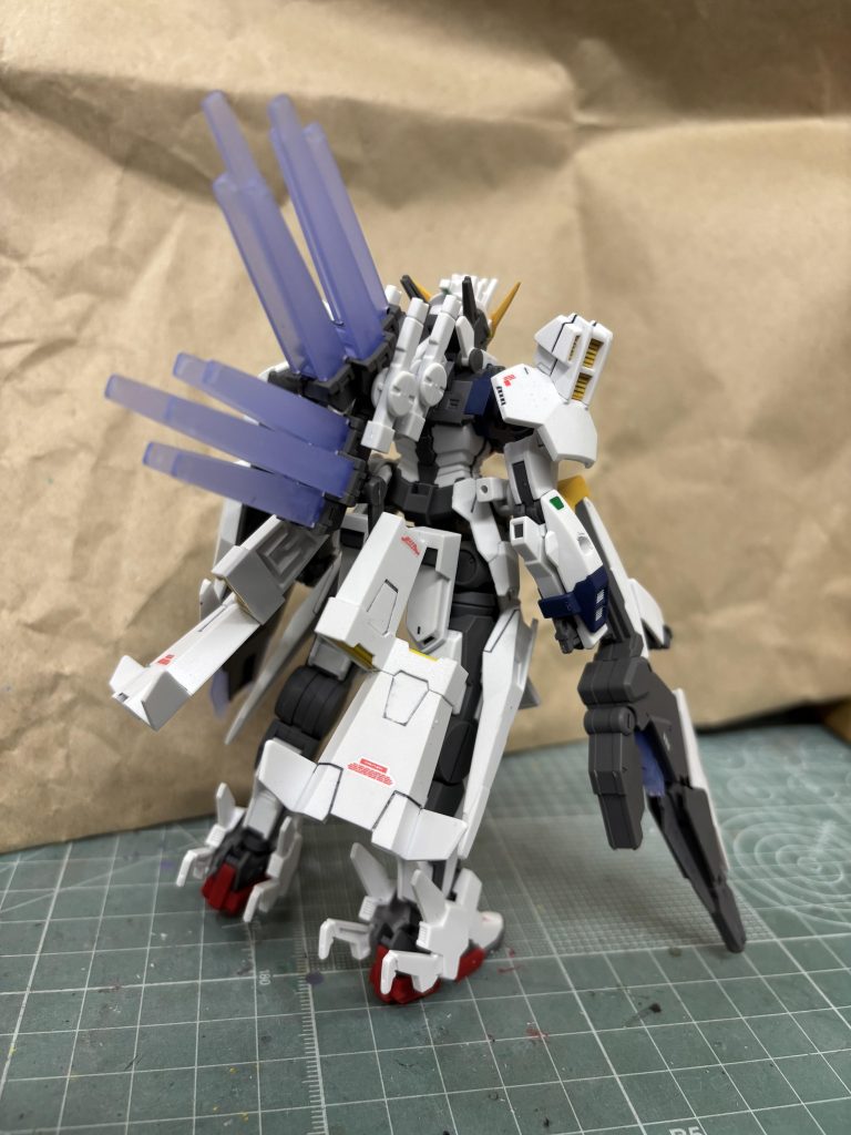 特殊な武装のバックパック。