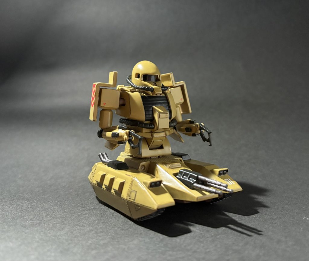 ガンダムベースが出来たての時、初めて買ったガンプラがこのザクタンクでした。当時まだ小学生だったのですが中々渋いチョイスだったと思います。今回はリベンジも込めて作りました。