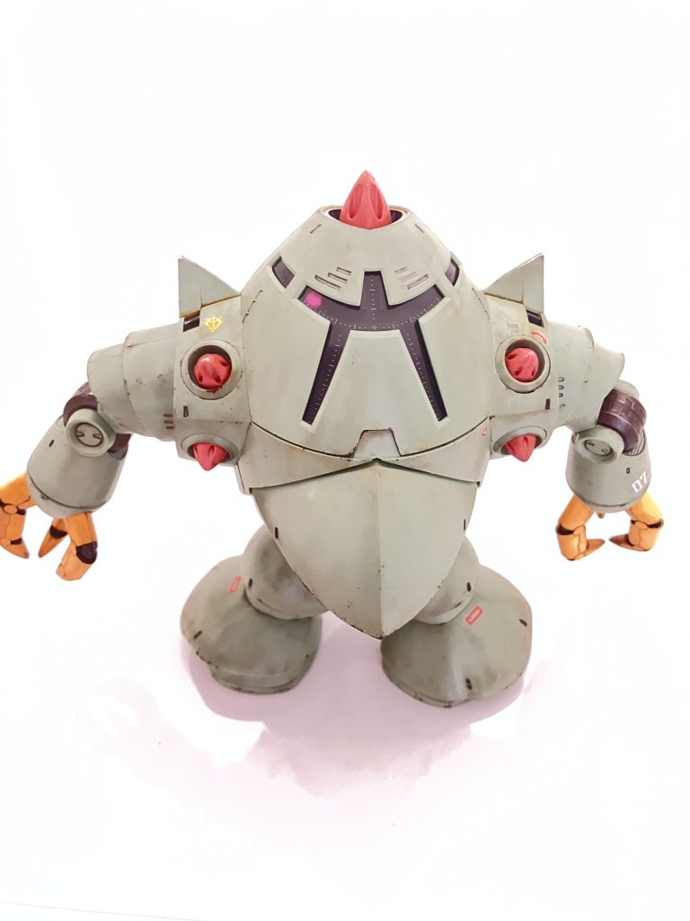 いろいろポーズを取れることはないのですが