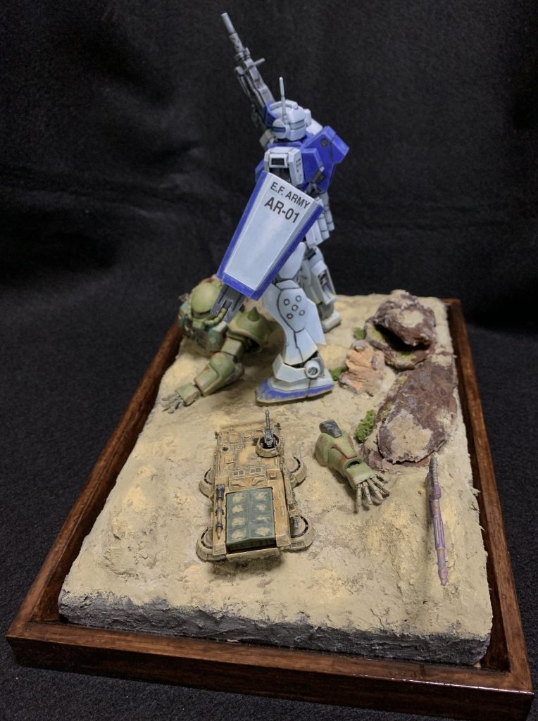 コロニーの落ちた地で…–3枚目/制作者:ベーヤン