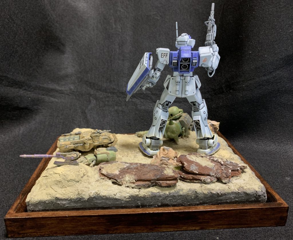 コロニーの落ちた地で…–5枚目/制作者：ベーヤン