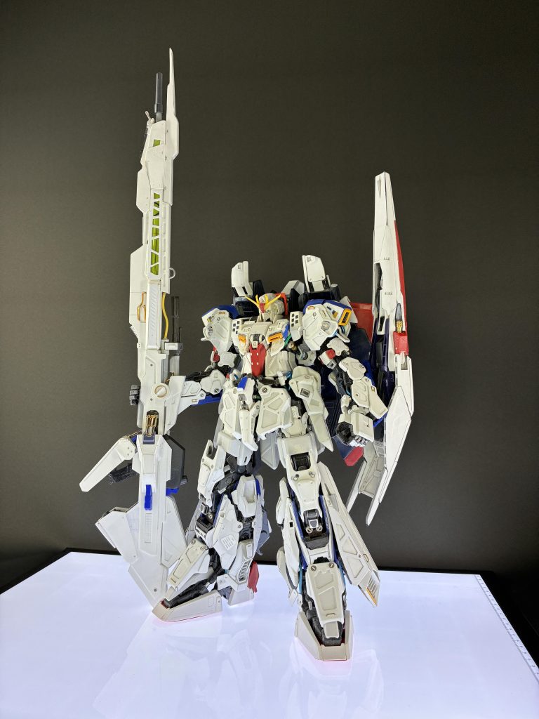 外装はほぼプラ板によるスクラッチになりました。