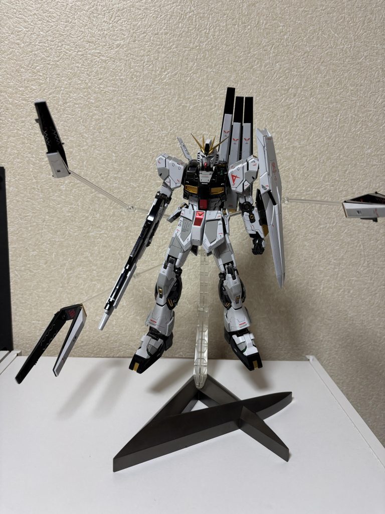 νガンダム　ver k.a 全塗装–2枚目/制作者：白旗のキツネ