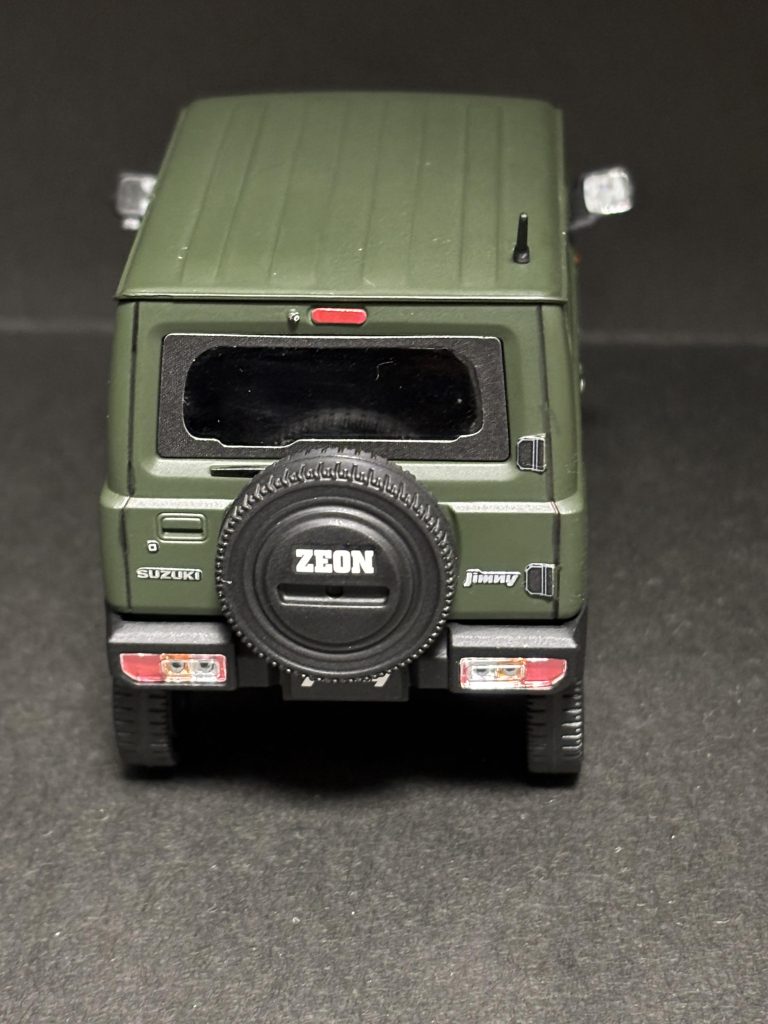 バックショットです。スズキとジオンがコラボしているのが結構好きです 笑