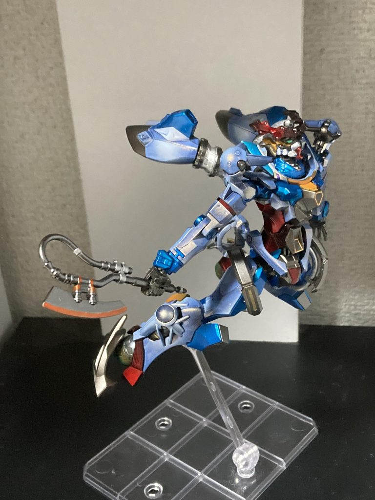 スタイルが良くてポージングが映えますね