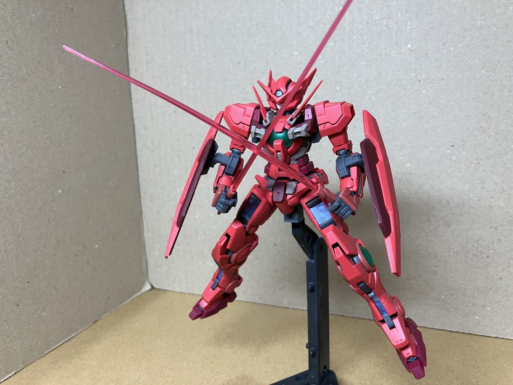 サーベルを構えて