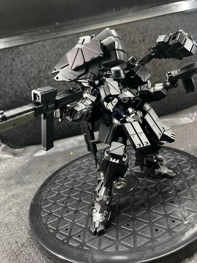 シールドアーム展開