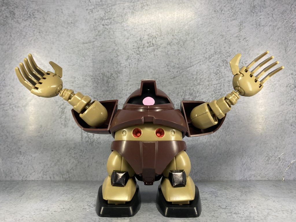 ギミックは申し分なしだし､組み立てやすいし､ギミックもHGには無いギミックとかあったりでとても優秀です。いつ再販されてもそこまで売れ残らないじゃないかなと…､それくらい素晴らしいガンプラだと思います｡ちなみに予備自衛官の訓練期間中(5日間)にサクッと組める程簡単かつ組みやすいです。