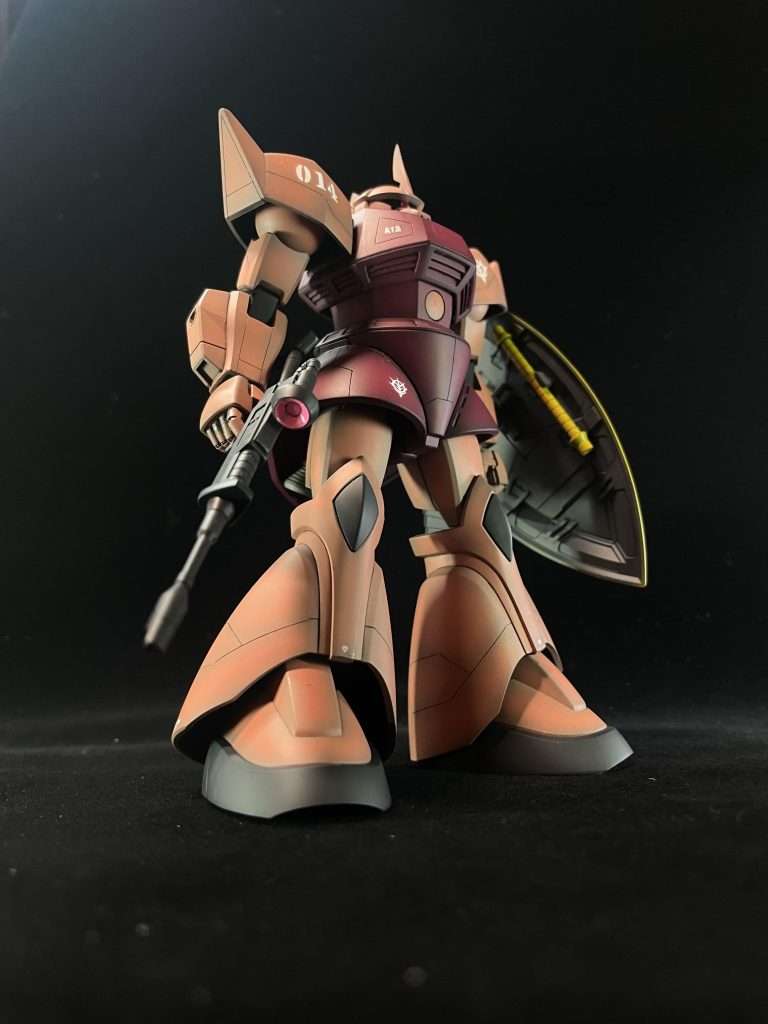 ツールはファンテックさんの筋彫りカーバイト0.15mmを使用しました。力加減が分からなくて苦労しました。