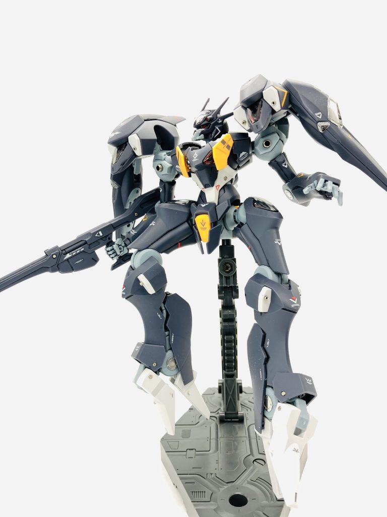 最新のガンダムアニメということもあり、近未来感の強いモビルスーツ😉