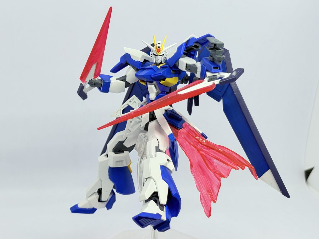 ビームブレイド「モラルタ」。ブーメラン機能は廃してある。この武装と機動力をもって素早く敵の懐へ潜り込み即時相手機体の四肢を切断し戦闘不能に追い込むのが彼女の普段の戦闘スタイルである。