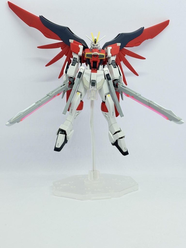 ビーム対艦刀「アロンダイト」二刀流。名前も原作のまま。すぐ作れっていう割にコイツもミキシングはすんねんな笑