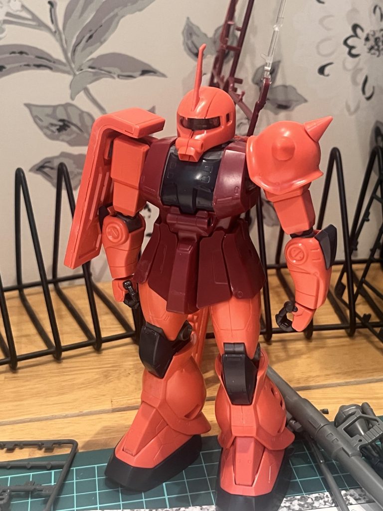 作成途中1 MGシャア専用ザクII  元祖の素組