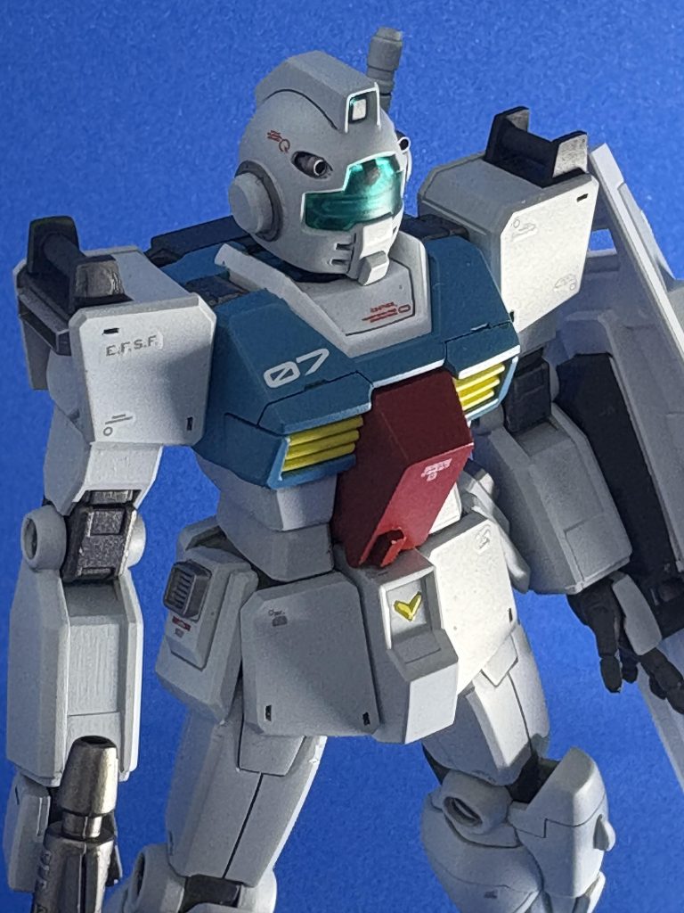 スレッガージムはディテールが多く、その追加に時間がかかりました。スジボリが本当に苦手なので鍛錬と思って時間をかけて工作しました。