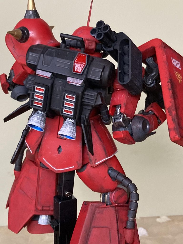 宇宙空間ですので、ウェザリングは悩みます。まあ、パッケージを参考に‥