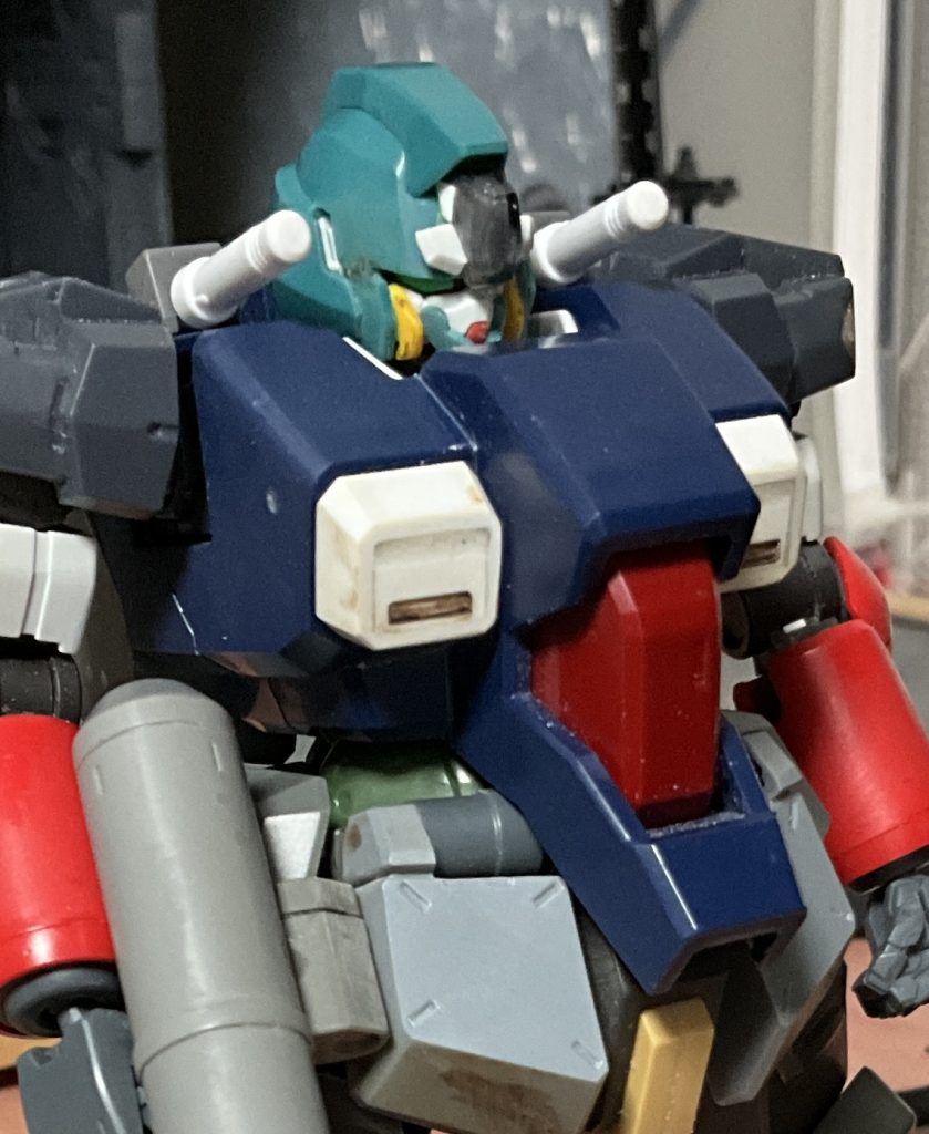 ぱっと見ルブリスまんまのような気がして実はだいぶ変更しているガンダムフェイス。78なので。