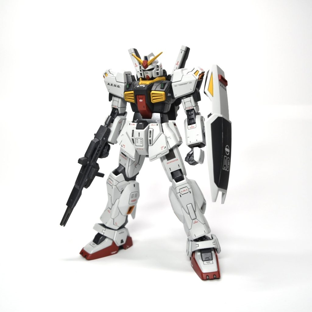 カラーリングは迷いましたが結局エゥーゴカラーにしました🥰