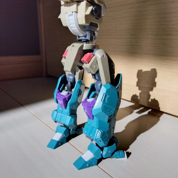 オルフェンズにでてきそうなイメージでミキシングしています。迷走中ですが楽しいので苦にならない！（3枚目）