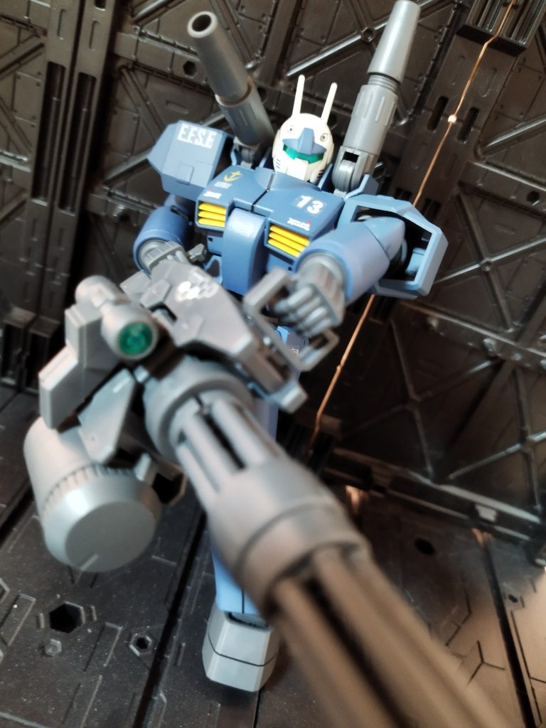 肩アーマーはアレックスを組んだ時に余ったチョバムアーマーを使っています。ジャストフィットでした!