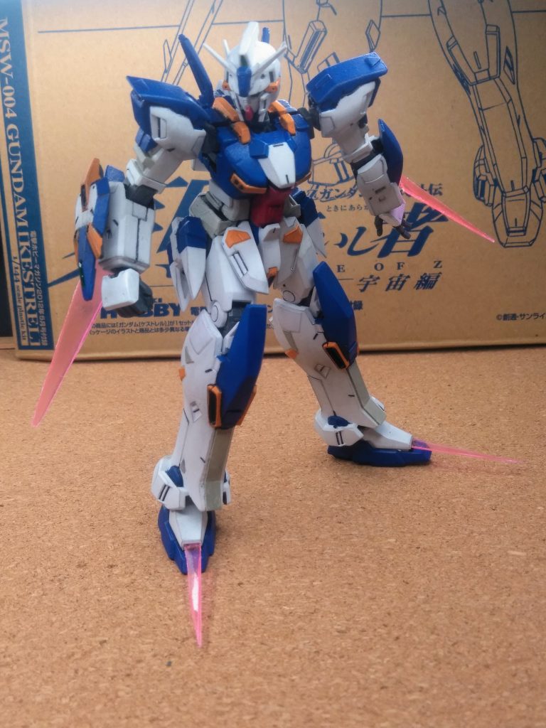 コノ子の特徴の一つに『ビーム・ブレード発生装置』が在ります 🤔この様に前腕及び爪先から発振 🧐位置的に某種シリーズに登場する『『『直ぐ寝返る、主人公の親友で最強(狂?)の人』』』が最初に搭乗していた機体ミタイですね 🤣🤣🤣