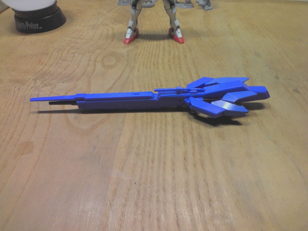 レッグスラスターユニットをランチャーに取り付けると、”ウィッチクラフトになります。