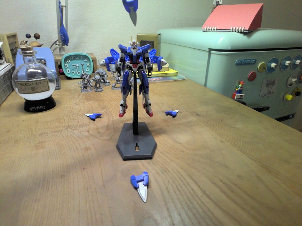 ココが目玉ポイントです！これから目標部隊の駆逐に取り掛かる　GNスタンフィールド展開！