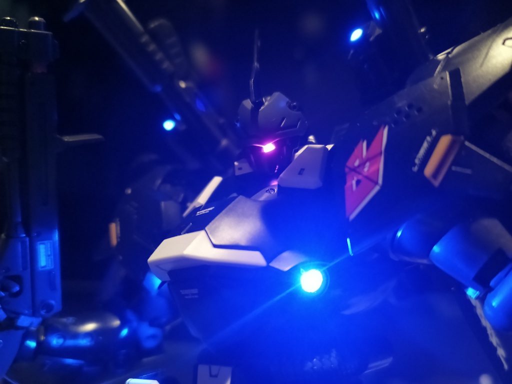 MG ケンプファー·シュヴェーア LED組込み