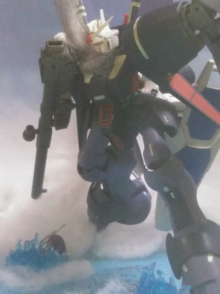 こんな感じでグタグダ！だらっト！！実行です😤💨💨 可変をせずに、人型のママで空を翔ぶ？・・・初見時はとても歓喜したモノでした (｢UP主｣基準)ヽ(＊＞∇＜)ﾉ 大推力ブースターの塊❗魅惑のボディライン💘(｢UP主｣個人の想い)(●´ω｀●) なにより、HGUC全盛期のキットなので、今基準でも充分満足出来るクオリティ🈵😆(｢UP主｣だけではナイはず？)+.ﾟ(´▽`人)ﾟ+.ﾟ ト！こんな感じで『バイアラン』は垂涎モノの機体である🤤💦 　　　　(￣￢￣)  この事実がハッキリと示されましたネ　　♪Ю―(^▽^o) ♪ 