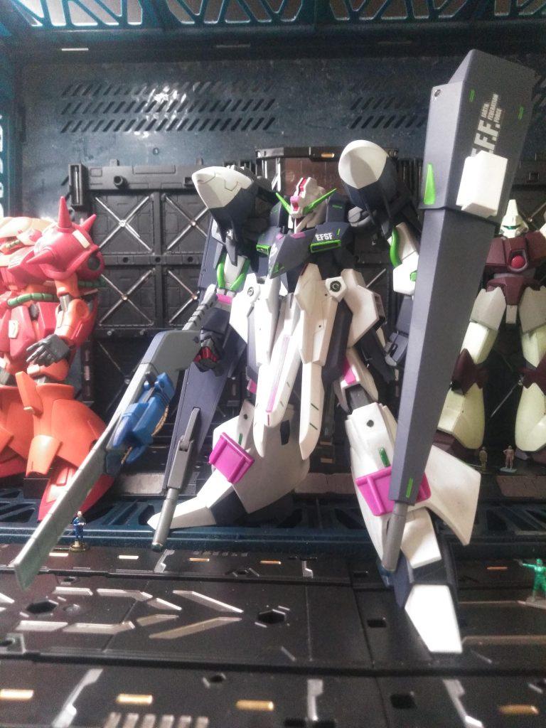 0087 年 12 月 07 日『ティターンズ』『コロニーレーザー(グリプス2）』の使用により『サイド2・18バンチ』壊滅。 　　　 　  ☝️今ここら辺👇 😁 0087 年 12 月 14 日『ティターンズ』『サイド2・21バンチ』に毒ガスを注入。住民全員虐殺される。0088 年 01 月 18 日『アクシズ』『ゼダンの門(旧ア・バオア・クー)』を破壊。『グリプス２』をも占拠。『アクシズ』は『グラナダ』へ向かう落着軌道に。0088 年 01月 25 日『アクシズ』と『ティターンズ』交渉決裂し同盟を解消『ティターンズ指導者ジャミトフ・ハイマン』死亡木星船団の指揮官『パプテマス・シロッコ』が実権を握る。『ペズン事件』勃発』