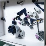 旧MGのザクⅡR1-Aです💦つなぎ目接着乾燥待ち💦💦