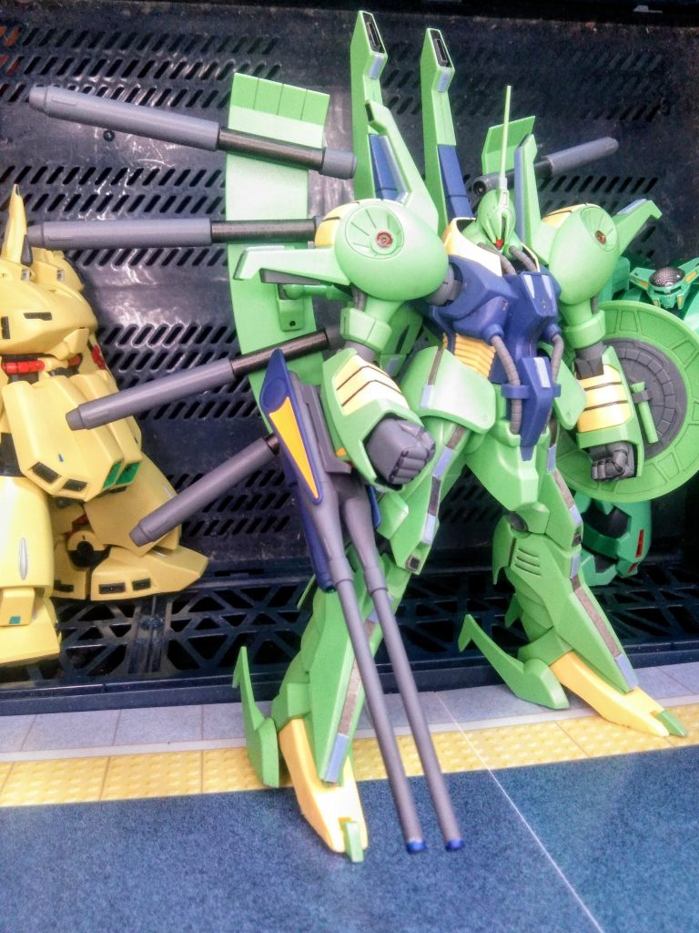 それはサテオキ｢フル装備｣をヤッテみました 😁既に満腹状態🍴🈵😍なのに、更に盛ってしまう『パプテマスさま』節操が無い｢UP主｣でも、流石に此処まではヤりません 😳その有り余る『モリスキー精神』に脱帽です( ﾉ;_ _)ﾉ