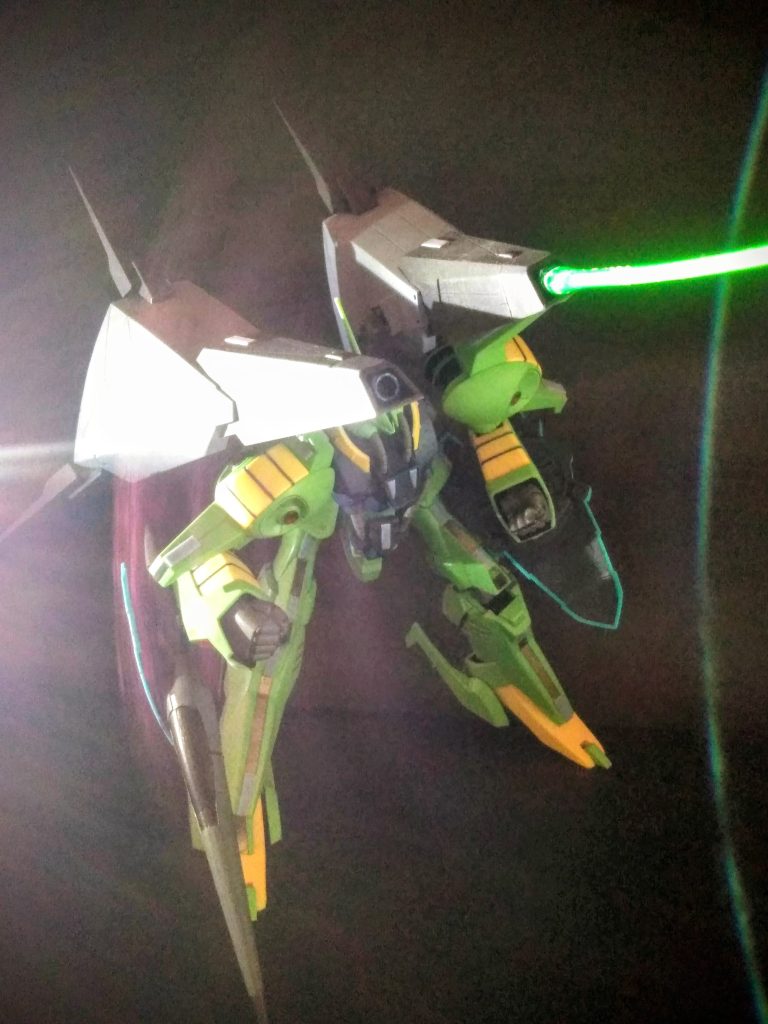 ・・・と！イキセキキッタはしたモノの｢突撃槍｣は長モノなのに本体の身長が高い為、目立たない 😭💦💦ブースター程度では『モリスキー精神』も『パプテマスさま』には遠く及びソウにありません 😒💨