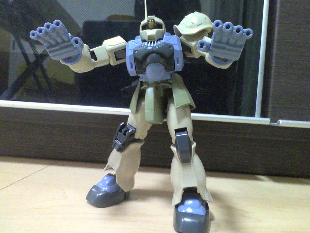 作品名：おおよそ変な方向に傾きつつあるザクスナさんｗ<p>高機動っぽい感じに各所にヅダを使ってみたり….サイコミュ装備っぽくフィンガーバルカン風の手を付けてみたり….射撃精度高めアピールのために素体にザクスナイパー使ってたり….現状、盛りまく […]</p>
